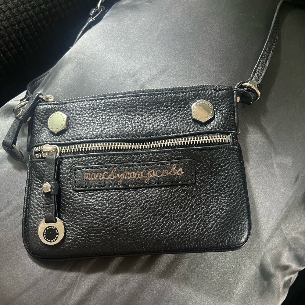 Marc By Marc Jacobs Black Pebbled Leather Purse. In excellent condition